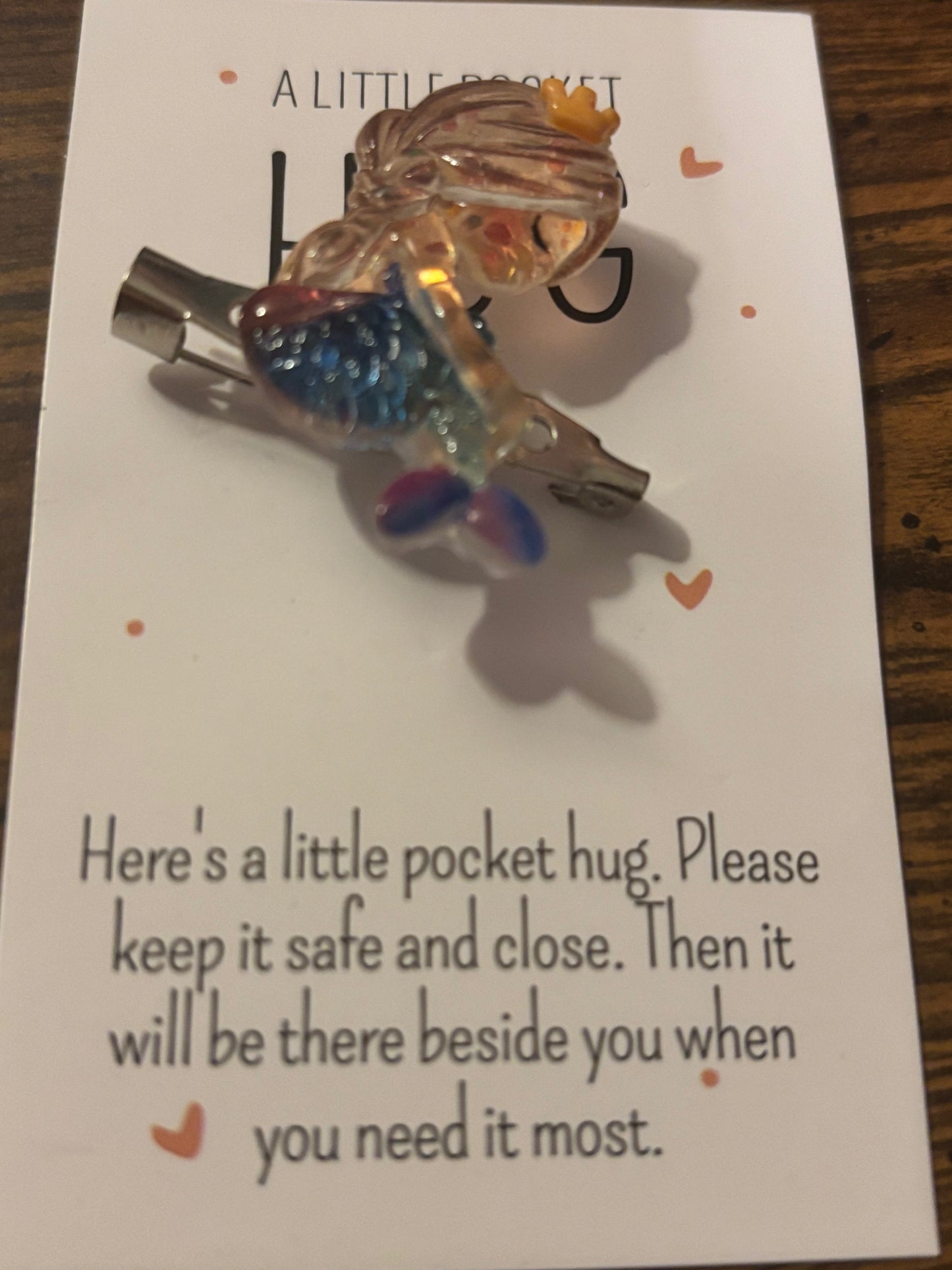 Mermaid hug pin