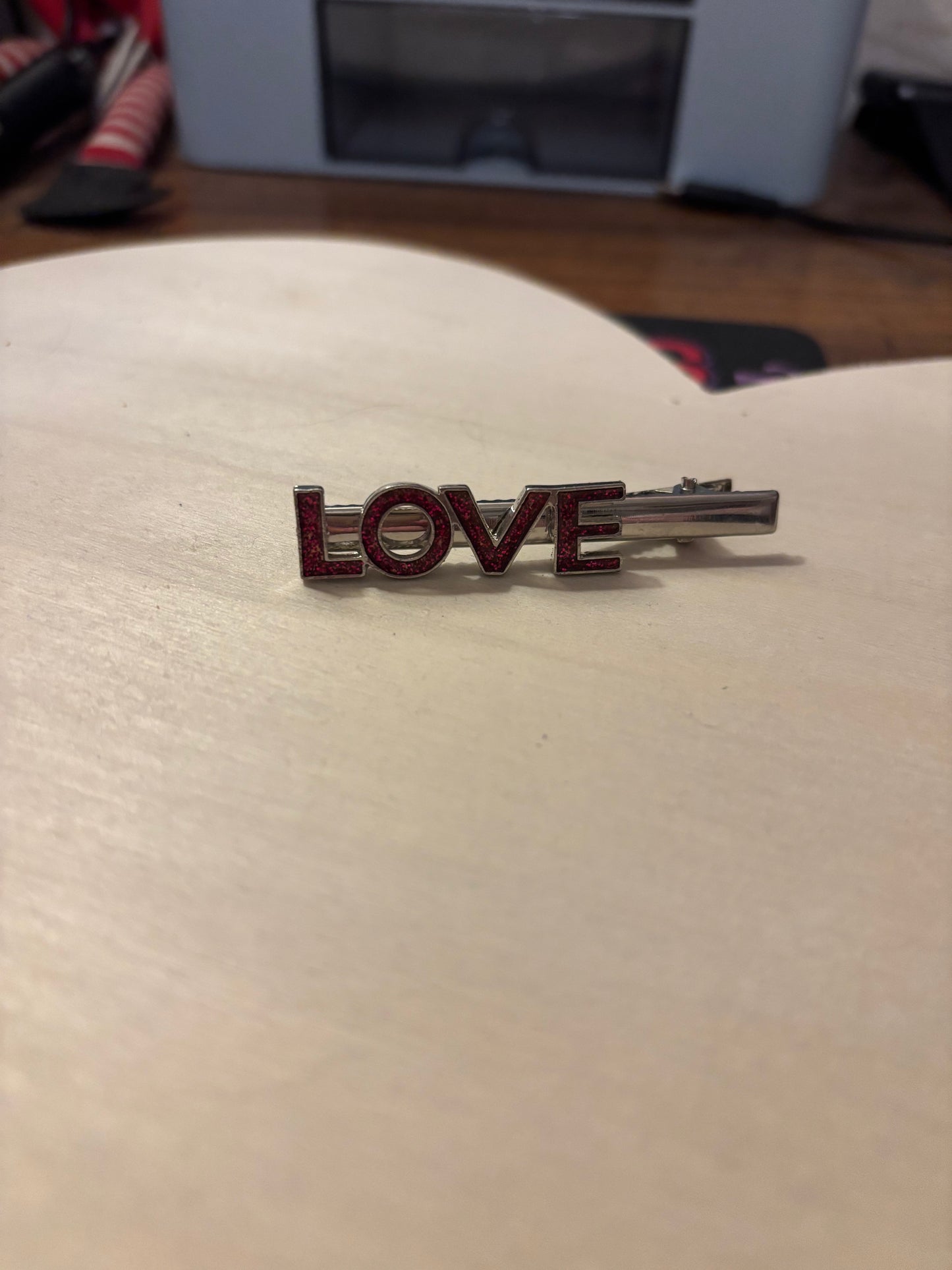 Love hair clip