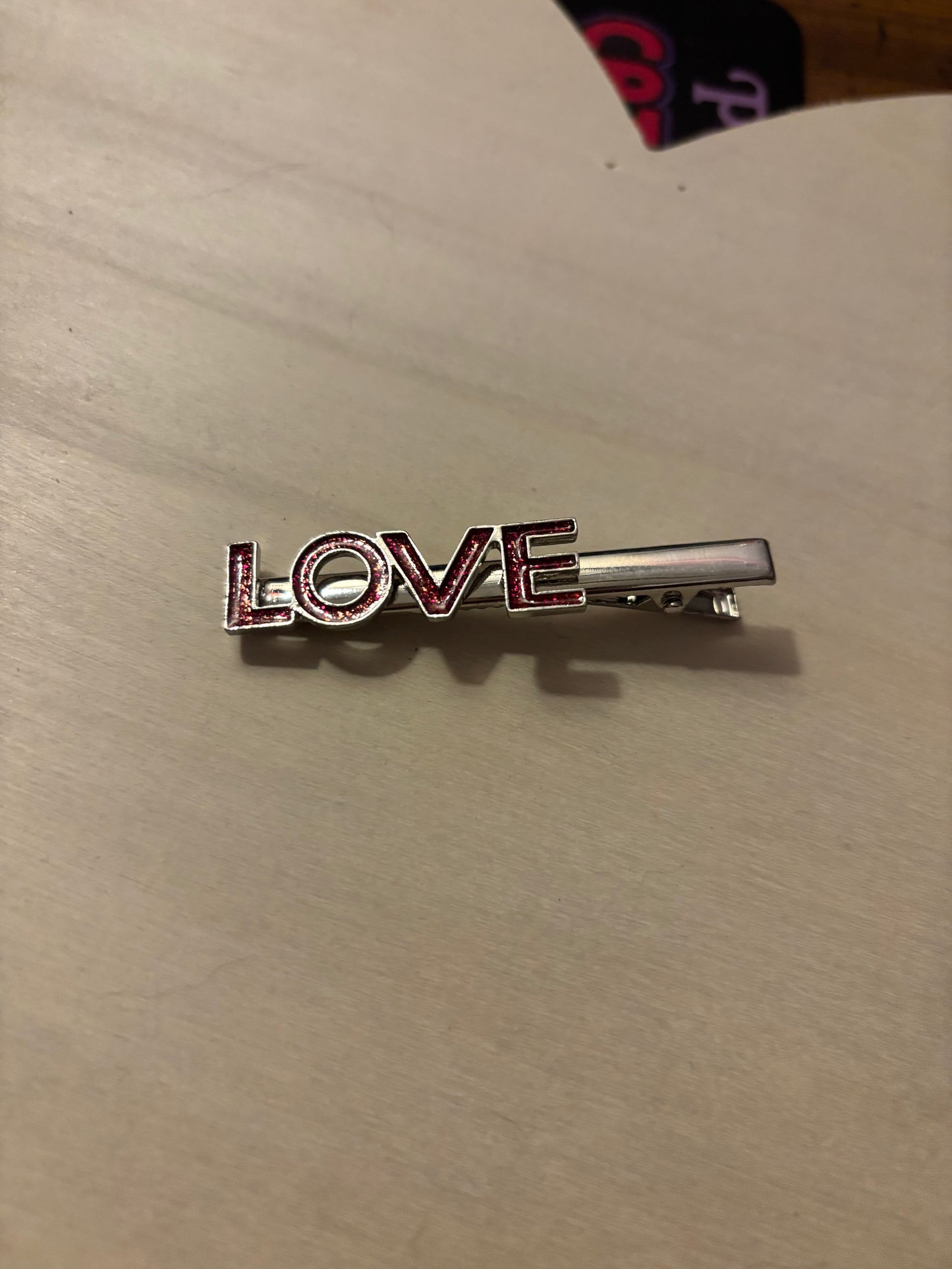 Love hair clip
